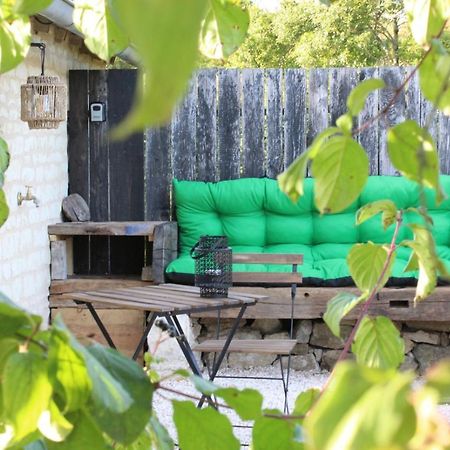 Studio Confort, Charme & Tranquilite Beaumont  Bagian luar foto