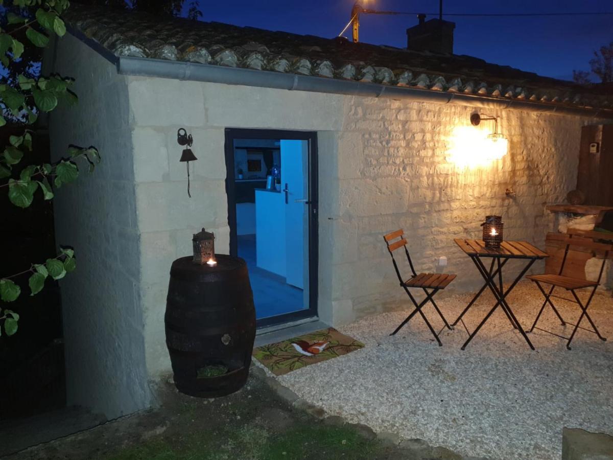Studio Confort, Charme & Tranquilite Beaumont  Bagian luar foto